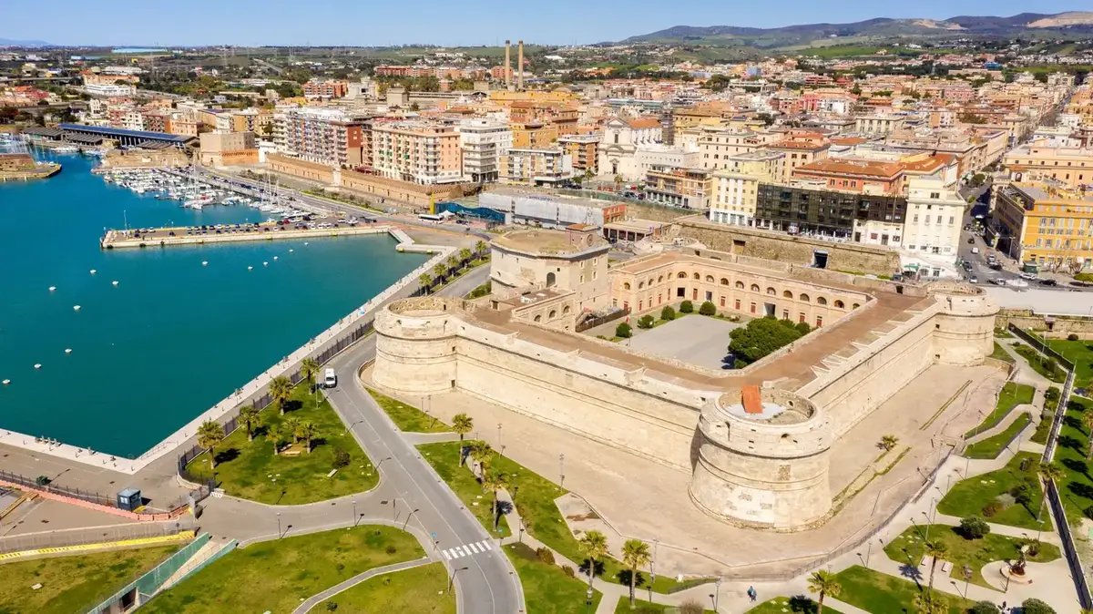 Civitavecchia – färjehamn och destinationsguide
