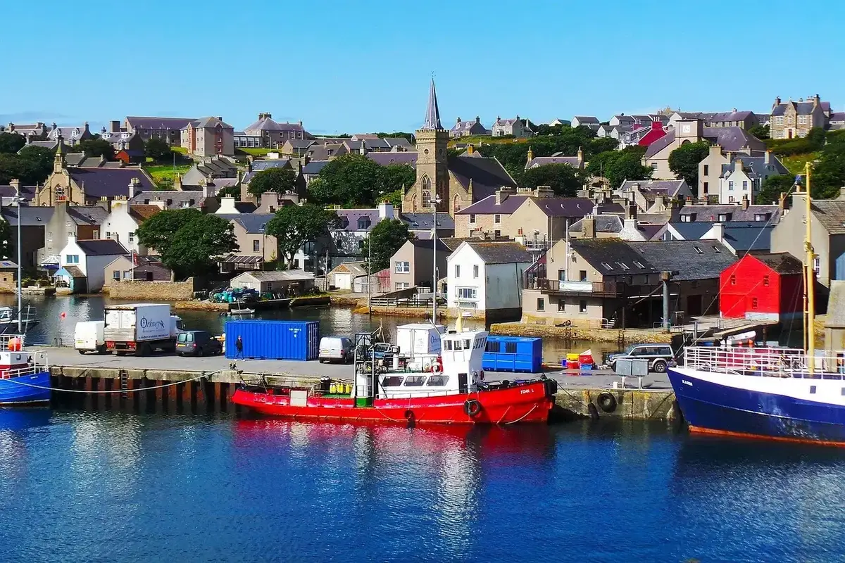 Scrabster – färjehamn och destinationsguide