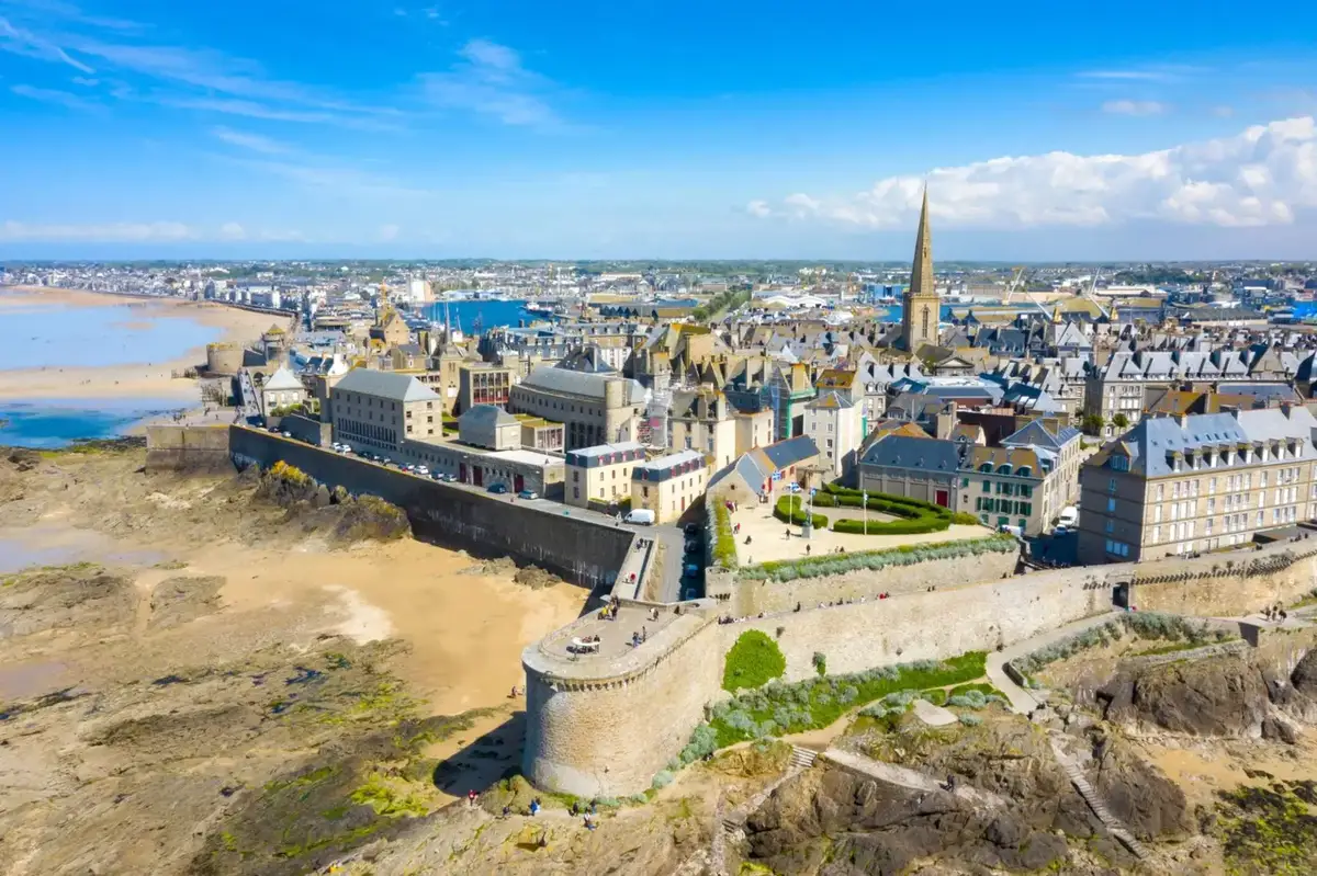Saint-Malo – färjedestination