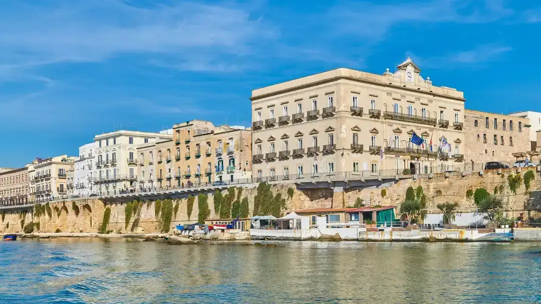 Taranto – färjehamn och destinationsguide