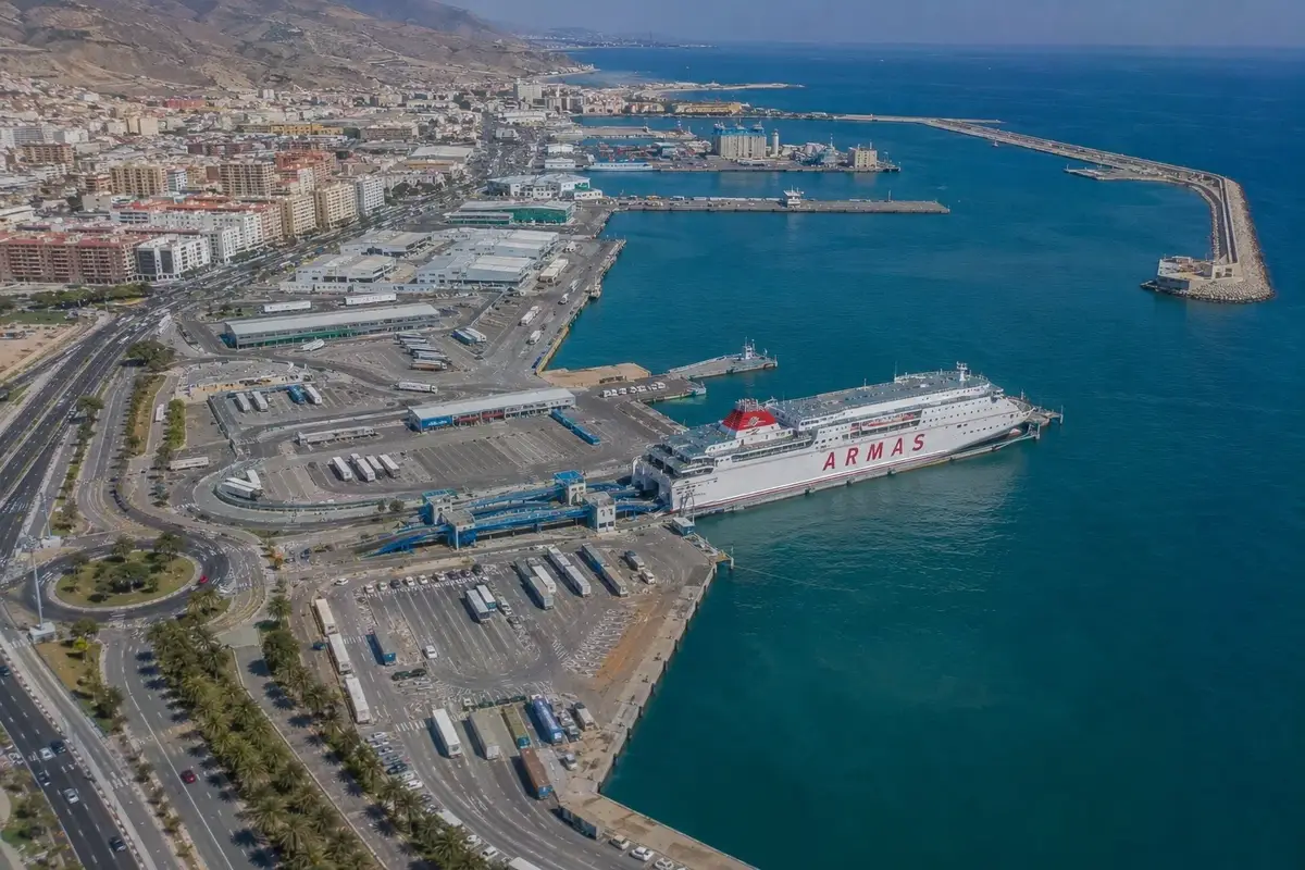 Färjeresa och hamninformation för Almería–Nador