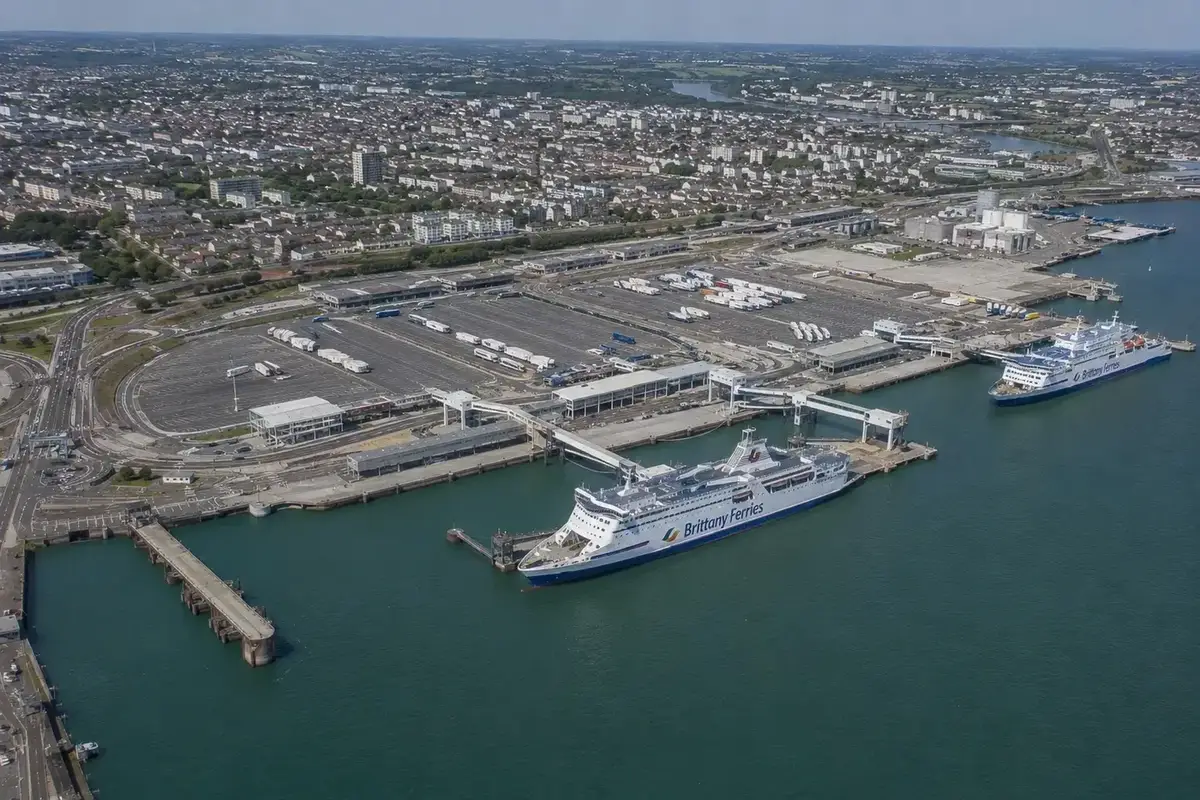 Färjeresa och hamninformation för Portsmouth–Caen