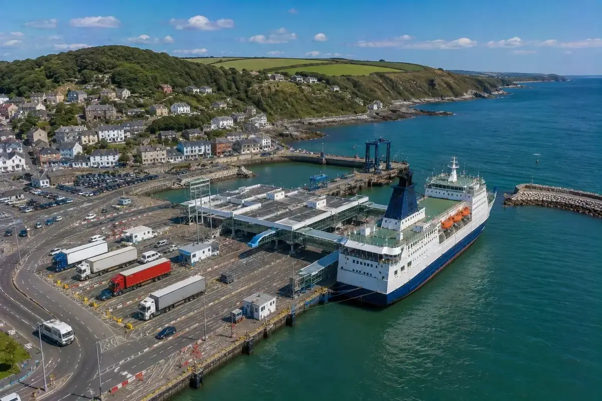 Färjeresa och hamninformation för Fishguard–Rosslare