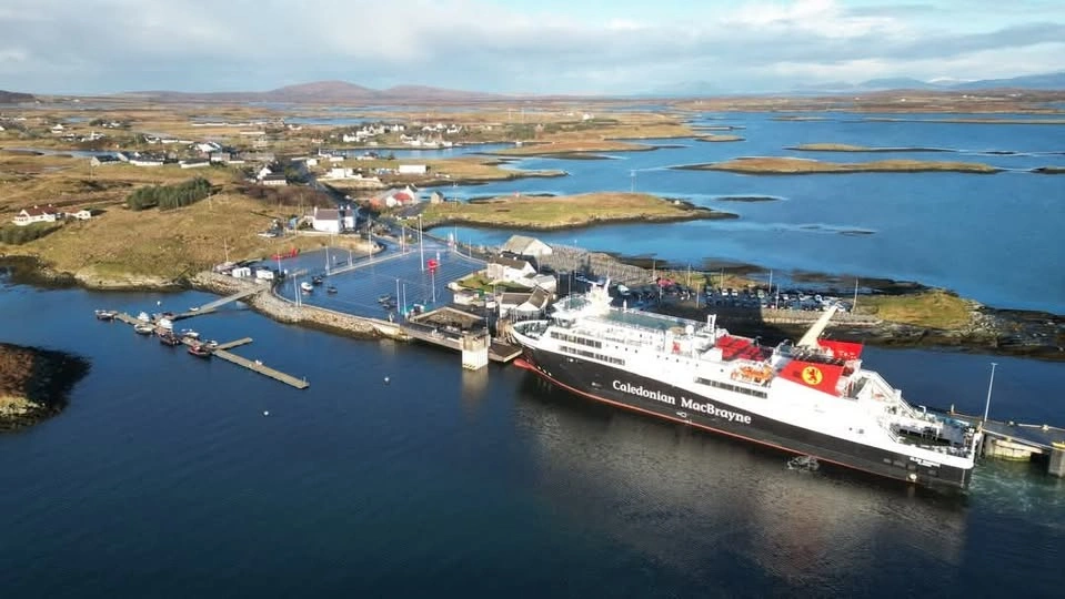 Färjedestination: Lochmaddy