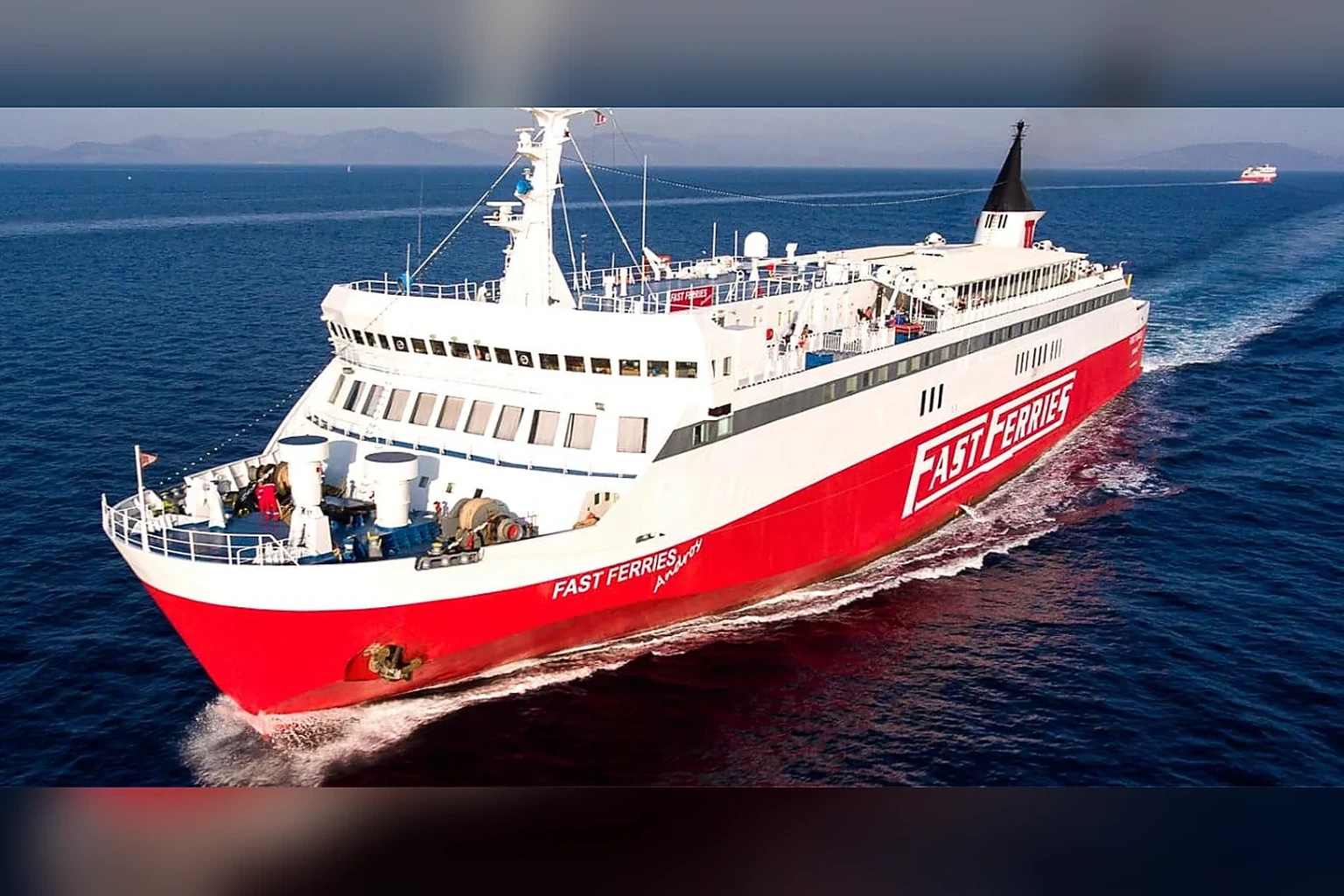Fast Ferries – färjerederi och reseguide