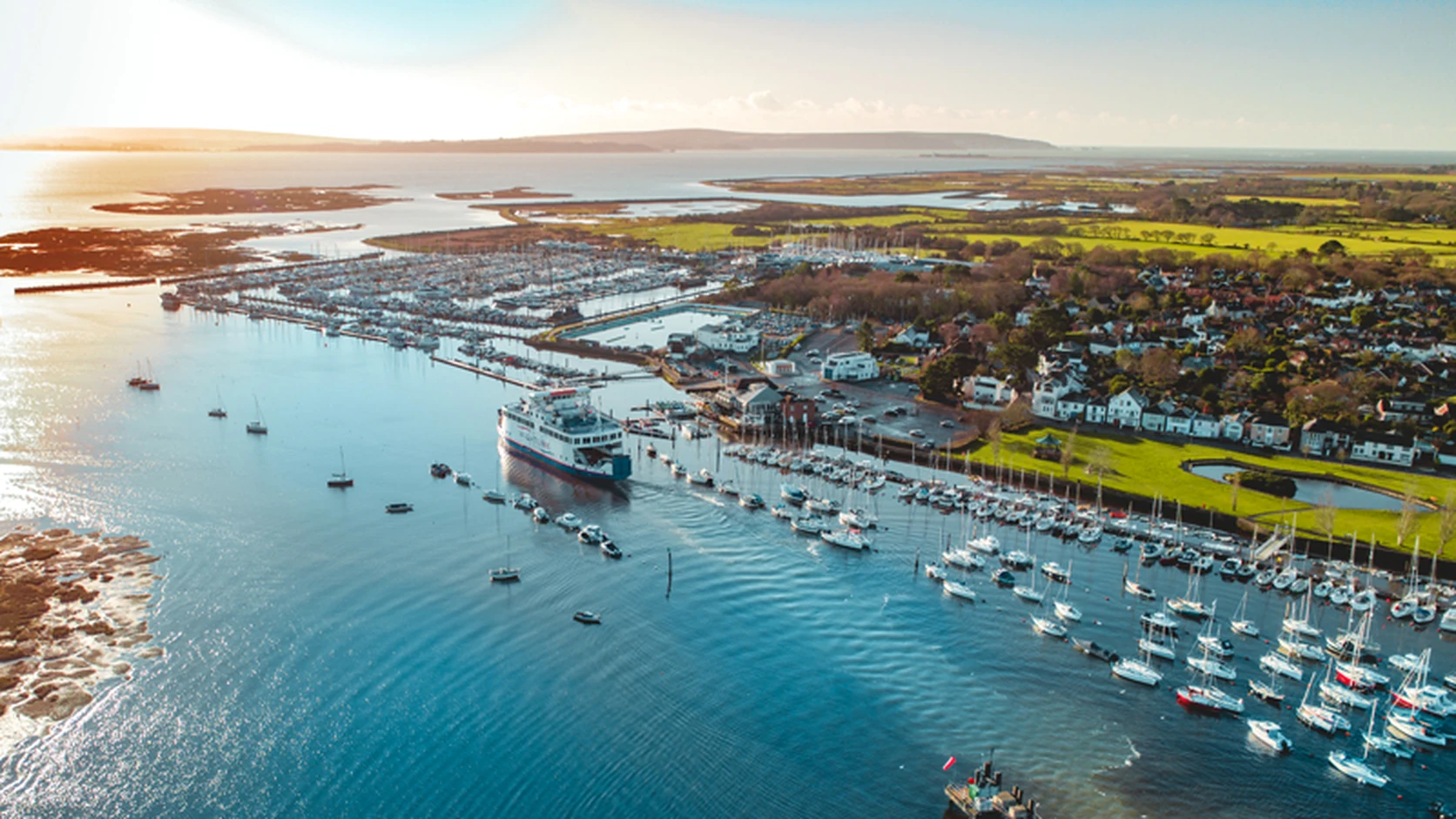 Wightlink – färjerederi och reseguide