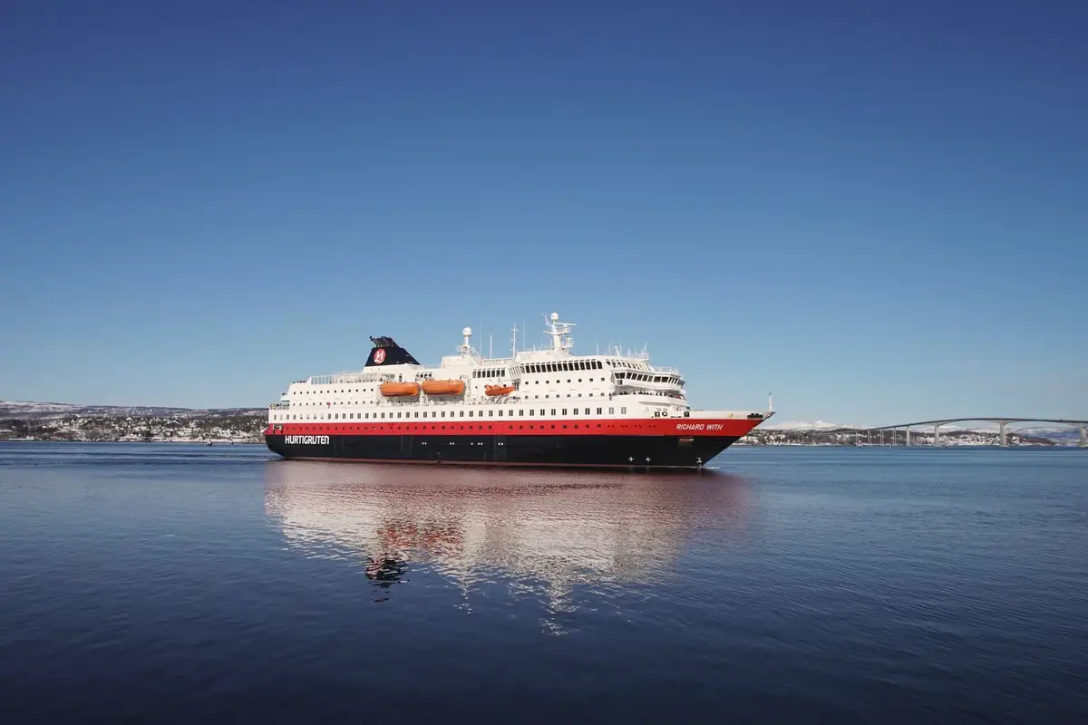 Hurtigruten – färja