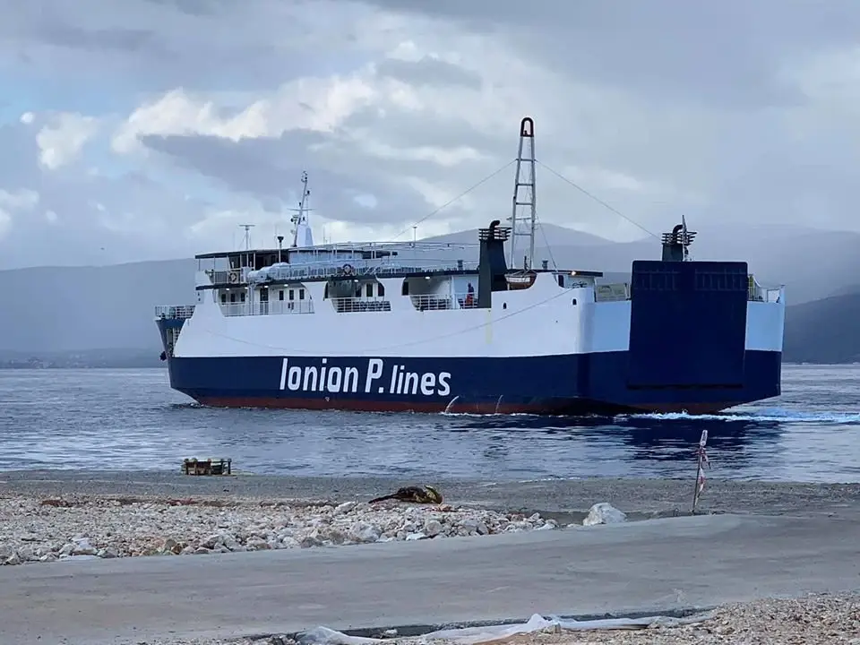 Färjeresa och hamninformation för Vasiliki, Lefkada–Fiskardo, Kefalonia